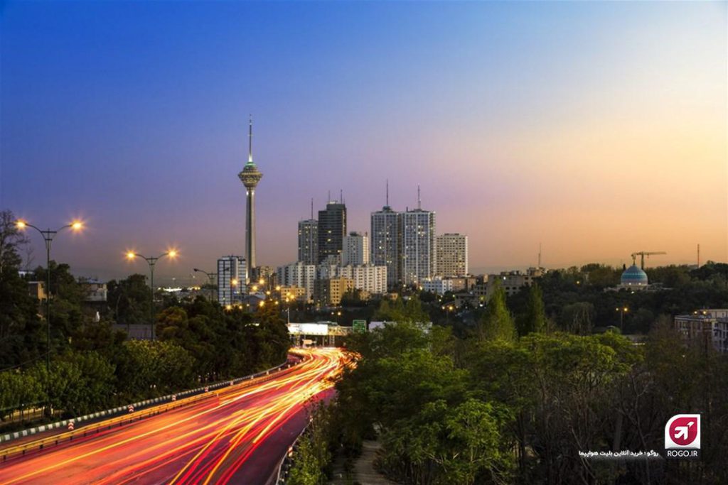 تهران در شب