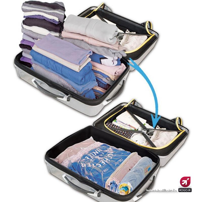 عکس بستن چمدان برای سفر با استفاده از وکیوم
